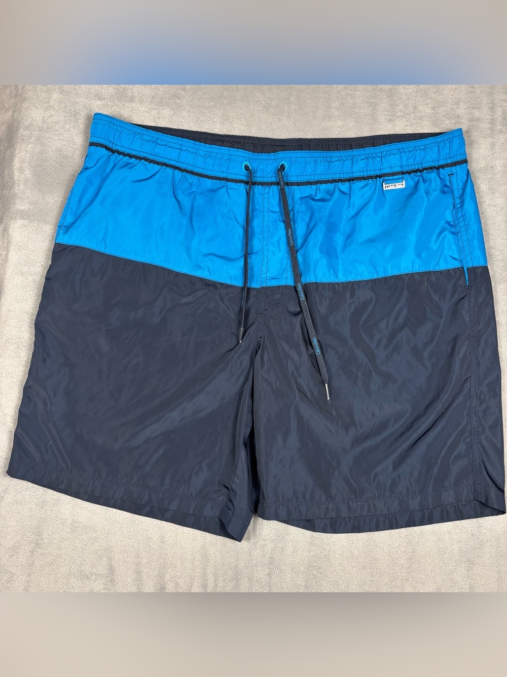 Calvin Klein Men's L Swim Trunks Colorblock Blue Navy Mesh Lining Board Shorts